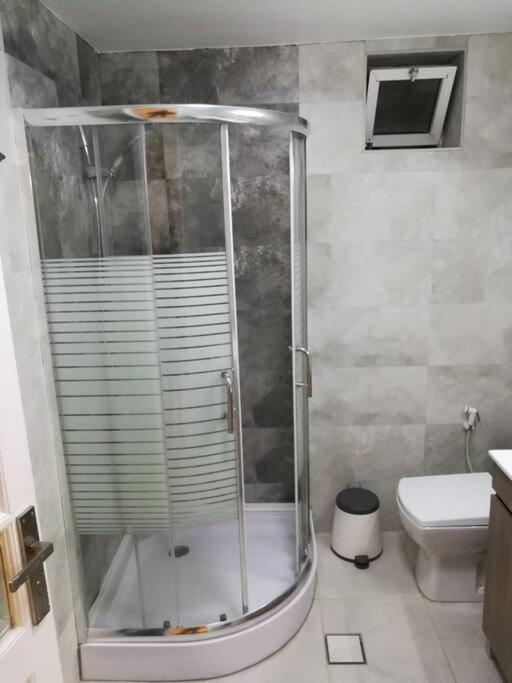 'C' Dazzling Modern 2 Bdrm Apt In Khalda Free Wifi Amman Bagian luar foto
